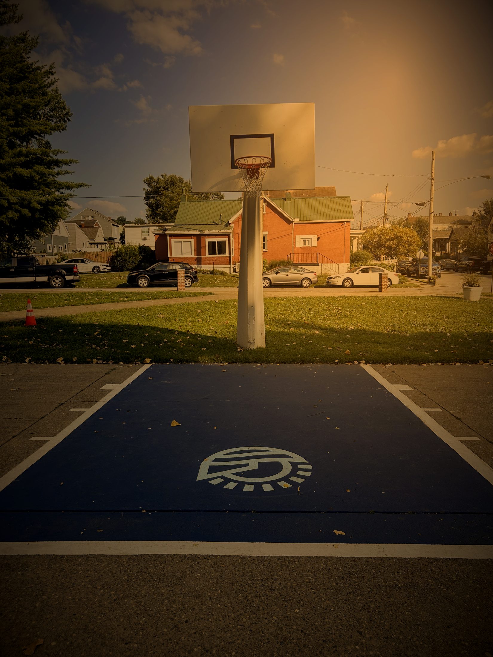 Painted blue key and backboard at Bellevue Beach Park